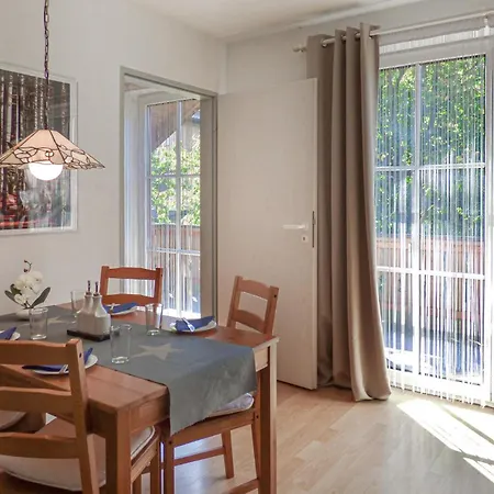 Amazing In With Kitchen *